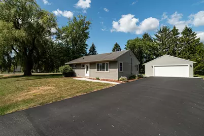 7341 S 37th Pl, Franklin, WI 53132 - Photo 22