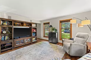 5300 Clover Ln, Racine, WI 53406 - Photo 12