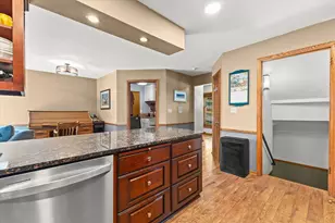 5300 Clover Ln, Racine, WI 53406 - Photo 18