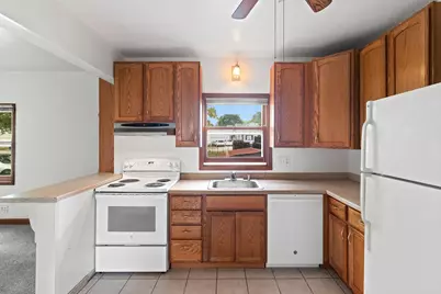 2014  13th St, Two Rivers, WI 54241 - Photo 44