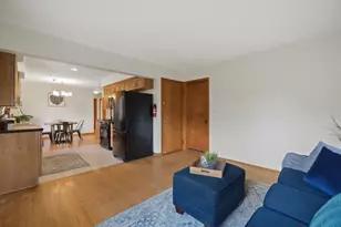 W152N5427 Badger Dr, Menomonee Falls, WI 53051 - Photo 10