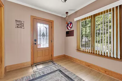 8146  Stickney Ave, Wauwatosa, WI 53213 - Photo 4