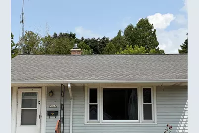 2010  12th St, Two Rivers, WI 54241 - Photo 10