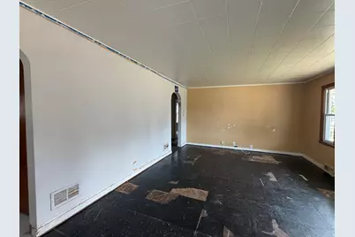 2010  12th St, Two Rivers, WI 54241 - Photo 30