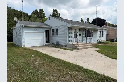 2010  12th St, Two Rivers, WI 54241 - Photo 2
