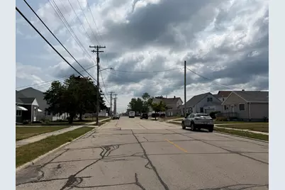2010  12th St, Two Rivers, WI 54241 - Photo 106