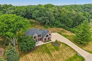 3479 Broken Bow Tr, Delafield, WI 53018 - Photo 56