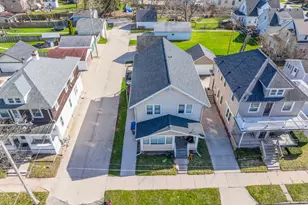 1021 Bluff Ave, Sheboygan, WI 53081 - Photo 32