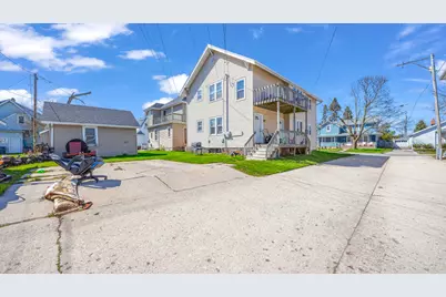 1021  Bluff Ave #1019, Sheboygan, WI 53081 - Photo 6