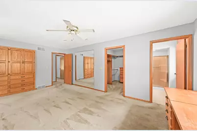 17850  St James Rd, Brookfield, WI 53045 - Photo 10