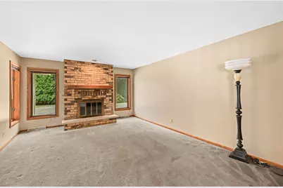 17850  St James Rd, Brookfield, WI 53045 - Photo 8