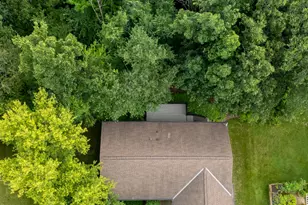 5736 Hickory Knoll Dr, West Bend, WI 53095 - Photo 32