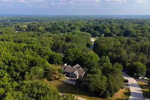 W318N1050 Huckleberry Way, Delafield, WI 53018 - Photo 96