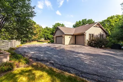 W318N1050  Huckleberry Way, Delafield, WI 53018 - Photo 68