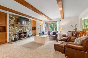 W318N1050 Huckleberry Way, Delafield, WI 53018 - Photo 8
