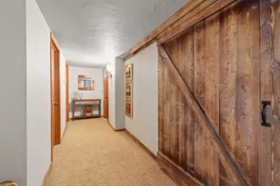 W318N1050 Huckleberry Way, Delafield, WI 53018 - Photo 52