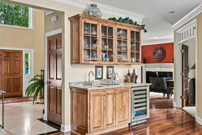 2125  Carriage Hills Dr, Delafield, WI 53018 - Photo 40