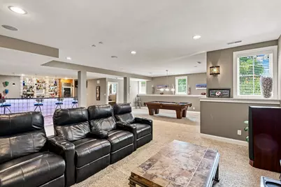 2125  Carriage Hills Dr, Delafield, WI 53018 - Photo 78