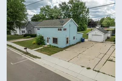 225 W Main St, Newburg, WI 53090 - Photo 28