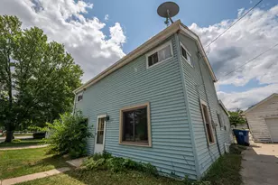 225 W Main St, Newburg, WI 53090 - Photo 24