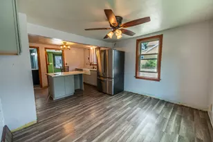 225 W Main St, Newburg, WI 53090 - Photo 12