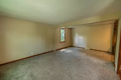 225 W Main St, Newburg, WI 53090 - Photo 6