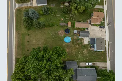 225 W Main St, Newburg, WI 53090 - Photo 2