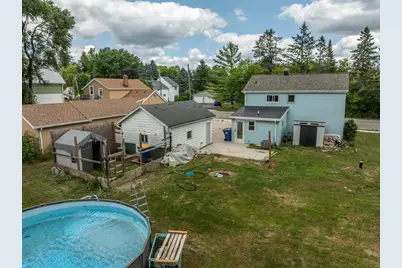 225 W Main St, Newburg, WI 53090 - Photo 36