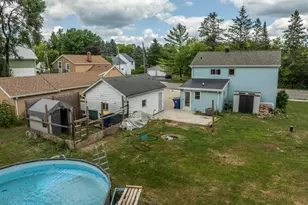 225 W Main St, Newburg, WI 53090 - Photo 36
