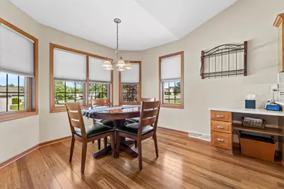 W155N6631  Blue Heron Dr, Menomonee Falls, WI 53051 - Photo 12