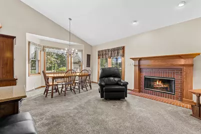 W155N6631  Blue Heron Dr, Menomonee Falls, WI 53051 - Photo 18