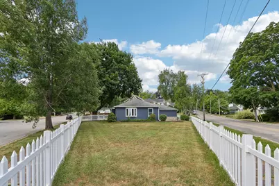 210  Prospect Ave, Pewaukee, WI 53072 - Photo 32