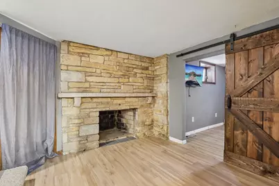 210  Prospect Ave, Pewaukee, WI 53072 - Photo 22