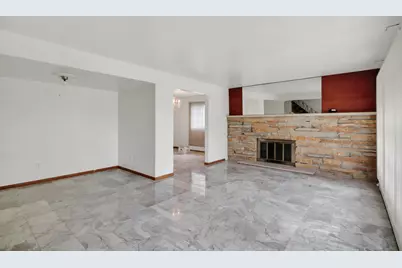 4076 N 90th St, Milwaukee, WI 53222 - Photo 6