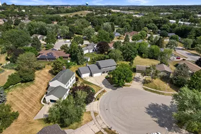 372  Briar Ct, Pewaukee, WI 53072 - Photo 56