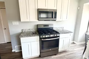 5018 W Medford Ave, Milwaukee, WI 53216 - Photo 6