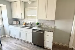 5018 W Medford Ave, Milwaukee, WI 53216 - Photo 8
