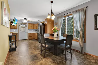 720  Timberline Trl, Hartford, WI 53027 - Photo 2