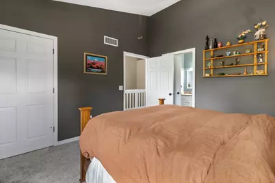 422  Meadowridge Cir, Lake Mills, WI 53551 - Photo 20
