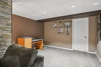 6260 W College Ave, Greendale, WI 53129 - Photo 32