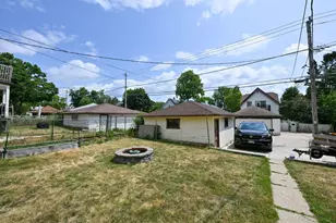 1010 S 58th St, West Allis, WI 53214 - Photo 30