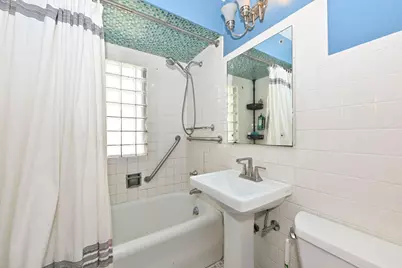 1010 S 58th St, West Allis, WI 53214 - Photo 14