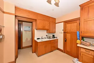 1010 S 58th St, West Allis, WI 53214 - Photo 4