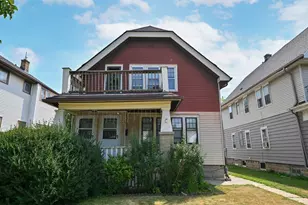 1010 S 58th St, West Allis, WI 53214 - Photo 2