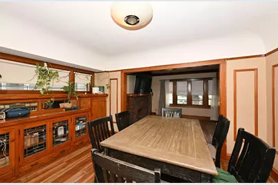 1010 S 58th St, West Allis, WI 53214 - Photo 8
