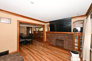 1010 S 58th St, West Allis, WI 53214 - Photo 12