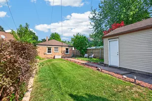 3715 S Lenox St, Milwaukee, WI 53207 - Photo 24
