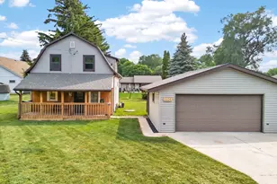 1904 N 28th St, Sheboygan, WI 53081 - Photo 2