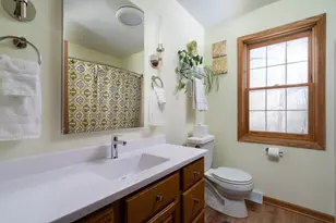 13737 N Lake Shore Dr, Mequon, WI 53097 - Photo 20