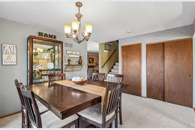 2814  Buckingham Ct, Waukesha, WI 53188 - Photo 8